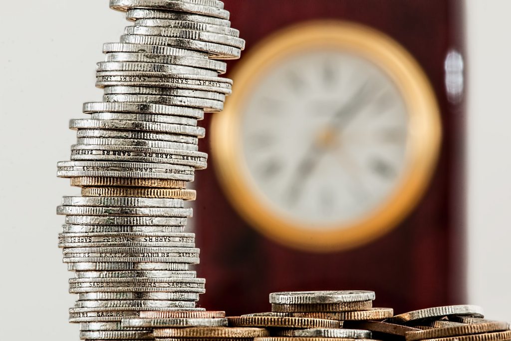 Départ à la retraite : Faut-il cesser ou céder son entreprise
